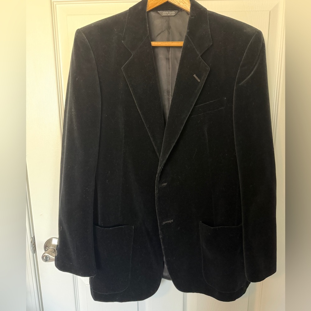 Pierre Cardin Black Velvet Sport Coat